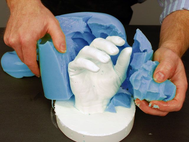Silicone mold and cast